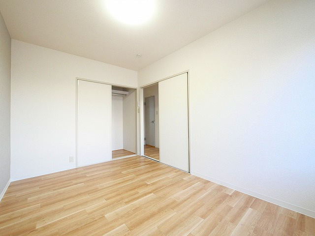 ブリーズ大安寺Ｂ　Ｃの洋室|洋室です