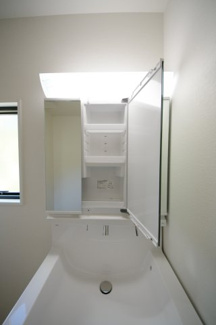 【独立洗面台】 | 【仲介手数料無料！！】日野市石田1丁目　新築戸建て（全2棟）1号棟　5699万円