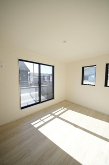 【洋室】 | 【仲介手数料無料！！】日野市石田1丁目　新築戸建て（全2棟）1号棟　5699万円