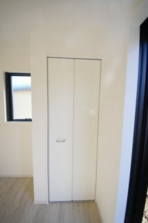 【収納】 | 【仲介手数料無料！！】日野市石田1丁目　新築戸建て（全2棟）1号棟　5699万円