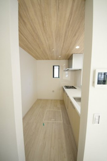 【キッチン】 | 【仲介手数料無料！！】日野市石田1丁目　新築戸建て（全2棟）1号棟　5699万円