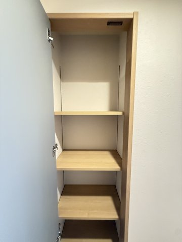 【収納】メガロコープ西宮(Ⅱ)1号棟 