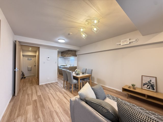 【居間・リビング】メガロコープ西宮(Ⅱ)1号棟 