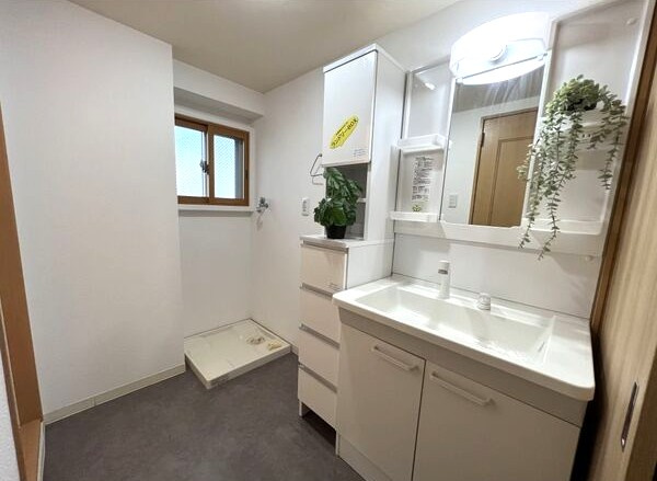 シャインスマイリーの洗面所