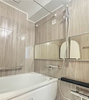 入間ビレッジ８号棟の浴室|きれいなお風呂です