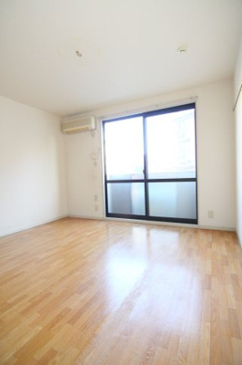 【洋室】 | アトリオＢ | 別部屋の参考写真です。