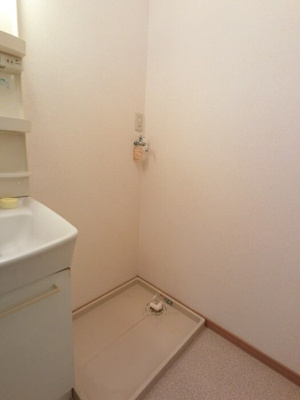 【設備】 | ラフィーネⅡ | 洗濯機置き場