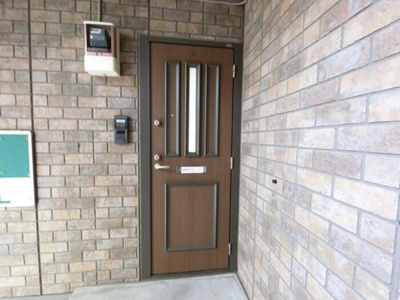 【玄関】 | ラフィーネⅡ | 玄関前