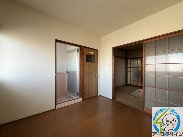 第二久堀荘の居間・リビング