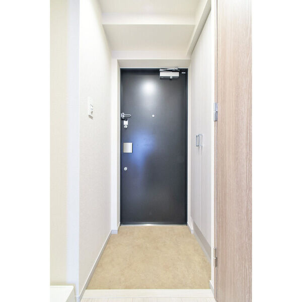 アドバンス名古屋シュテルン　名古屋市賃貸　仲介手数料無料の玄関