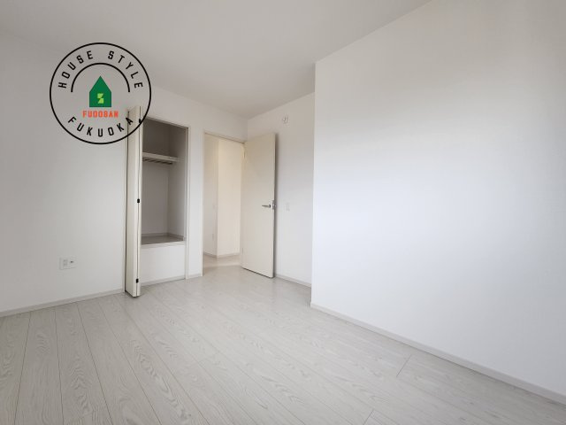 糟屋郡宇美町明神坂3丁目第2-1棟（1号棟）　の洋室|採光良好な洋室は全居室、複層ガラスの遮熱効果と断熱効果で、一年中快適に過ごせます。