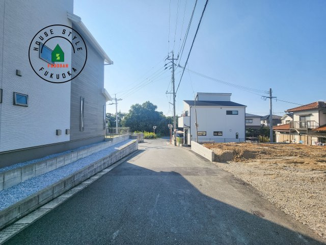 糟屋郡宇美町明神坂3丁目第2-1棟（1号棟）　の前面道路含む現地写真|前面道路です。