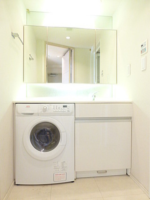 カスタリア麻布十番の洗面所