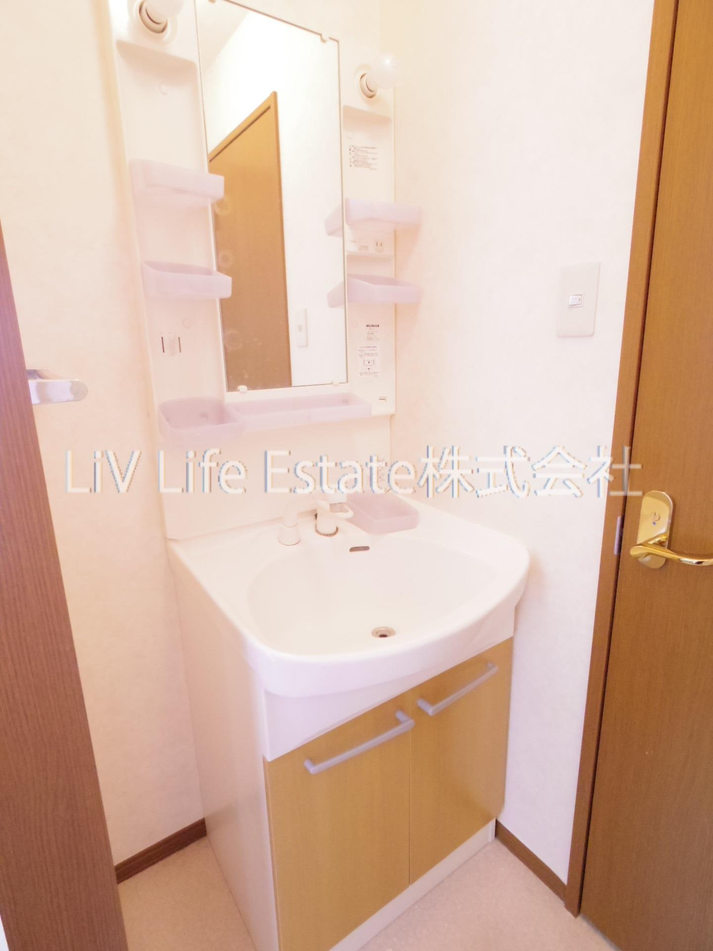 ラ・トゥーエルの洗面所