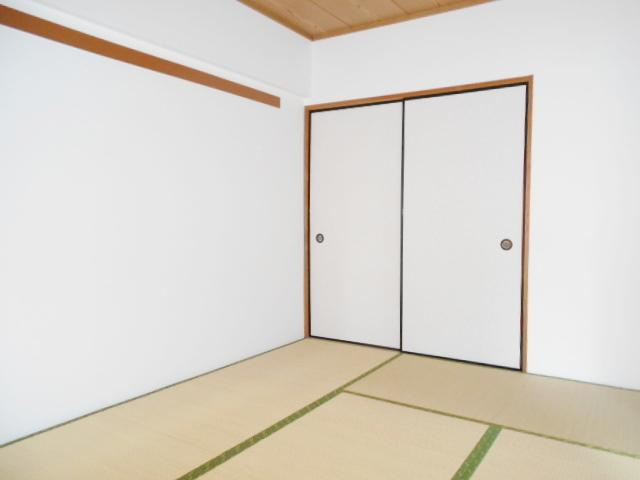 大和マンションの和室|日本らしい落ち着いた雰囲気の和室です