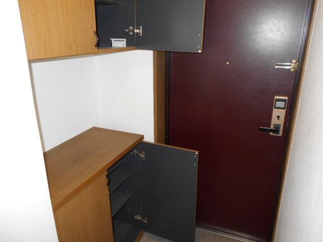 大和マンションの玄関|きれいな玄関です