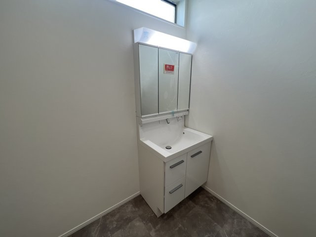 蒲田貸戸建の独立洗面台