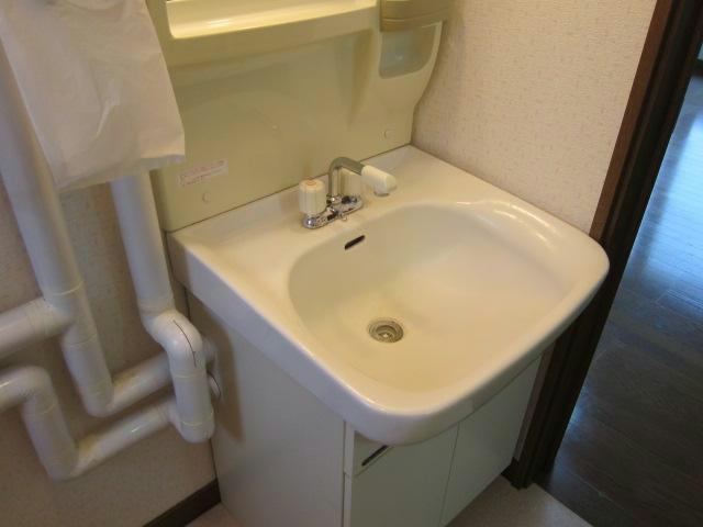ハイツ弥生の洗面所