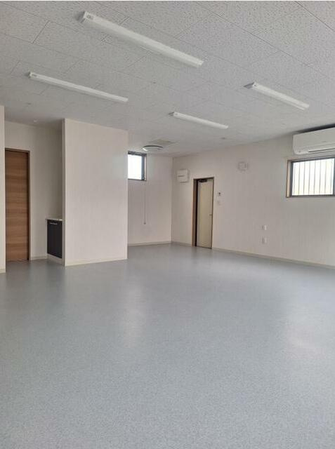 オアシス　東のロビー