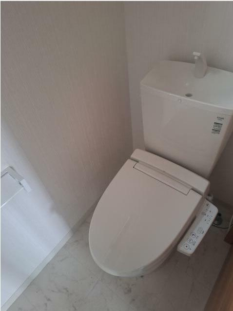 オアシス　東のトイレ