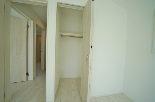 【横浜市旭区今宿南町1750-40新築戸建て】★仲介手数料無料★（今宿南小学校・今宿中学校）の収納