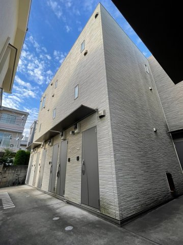 グリーンコート西新宿五丁目の外観|グリーンコート西新宿五丁目