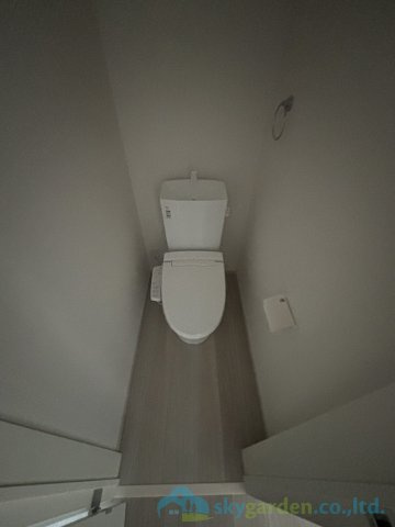 平塚市諏訪町3期　新築戸建　全3棟3号棟のトイレ