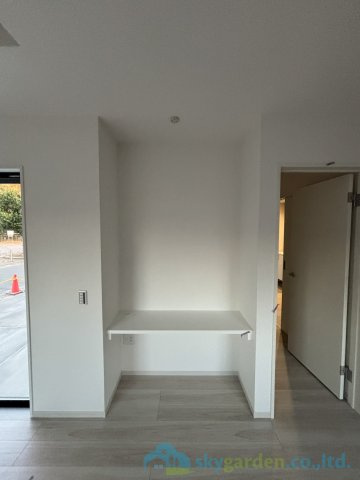 平塚市諏訪町3期　新築戸建　全3棟3号棟の居間・リビング