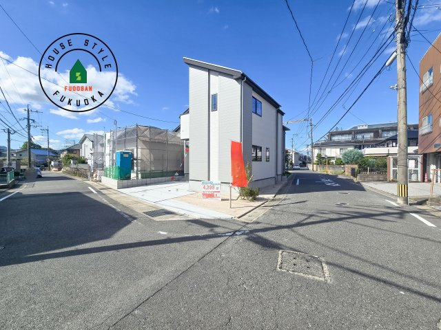 太宰府市朱雀4丁目第1-4棟（2号棟）　の前面道路含む現地写真|見学の時間などお気軽にお問い合わせ下さい。