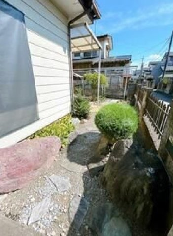 中古戸建　小山市横倉新田の庭
