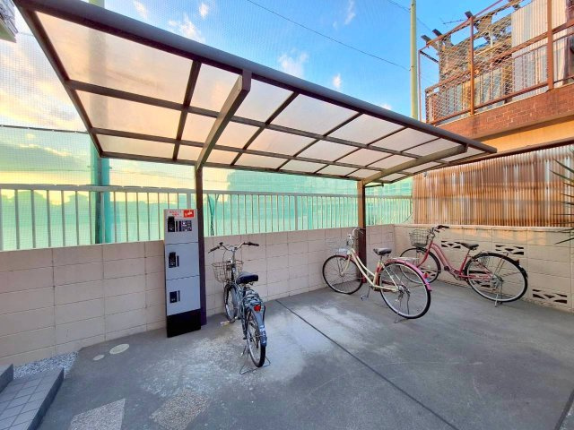フラワーメゾンのその他共用部分|駐輪場