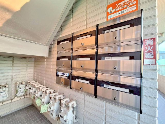 フラワーメゾンのその他共用部分|集合ポスト