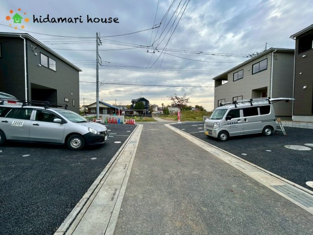 西区飯田新田第2　新築戸建　クレイドル09の前面道路含む現地写真
