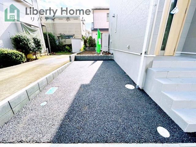 つくば市自由ケ丘第10　新築戸建の駐車場