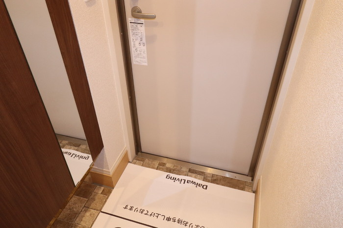 セキュレア須屋　H棟の玄関