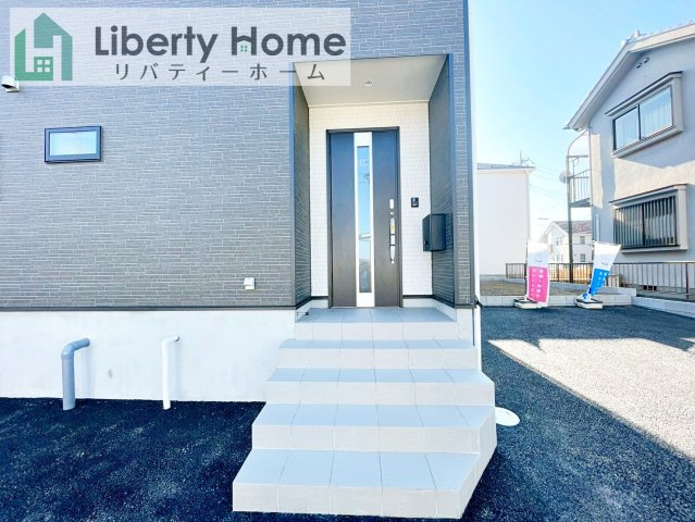 つくば市安食第1　新築戸建　1号棟のエントランス