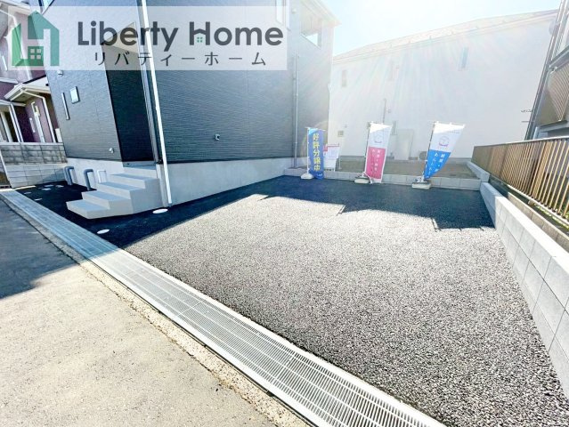 つくば市安食第1　新築戸建　1号棟の駐車場