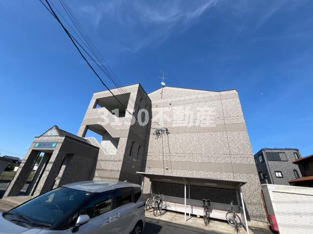 クローバーの外観|外観写真（昼）