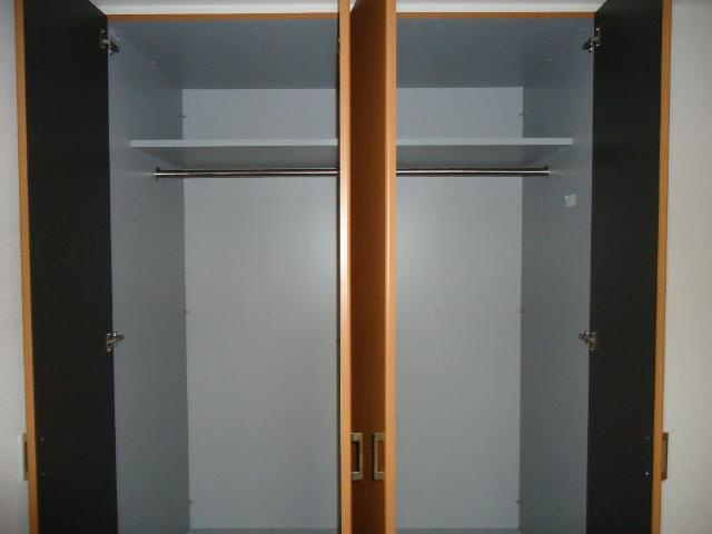 クローバーの収納|洋南クローゼット