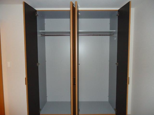 クローバーの収納|洋西クローゼット