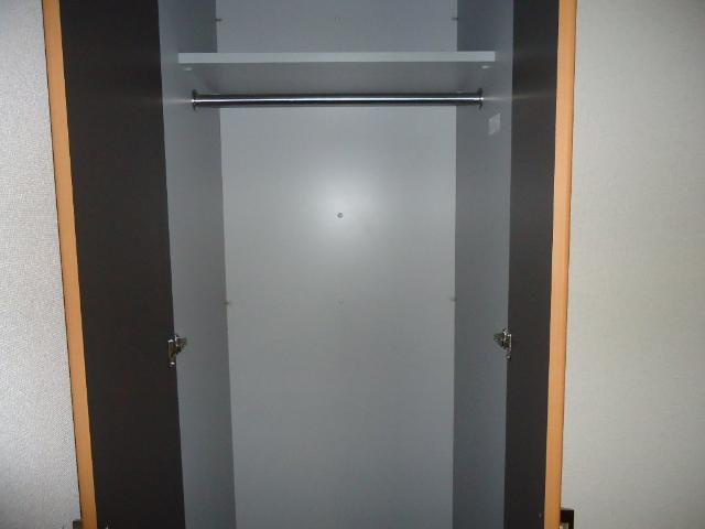 クローバーの収納|洋東クローゼット