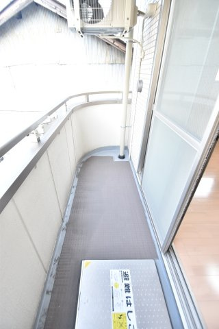 大阪市城東区野江３丁目の賃貸マンションのバルコニー