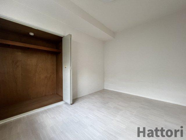 ヴィラウッドランド2　の居間・リビング