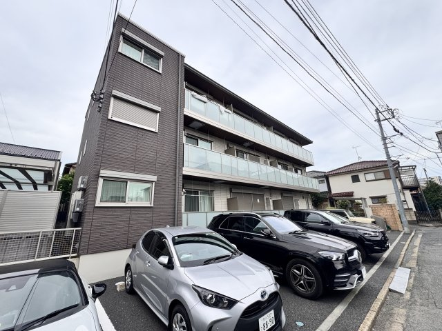 Forest Gardenの駐車場