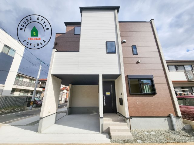 春日市春日原北町5丁目第1-2棟（1号棟）　の前面道路含む現地写真|見学の時間などお気軽にお問い合わせ下さい。