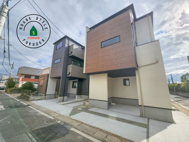 春日市春日原北町5丁目第1-2棟（1号棟）　の前面道路含む現地写真|見学の時間などお気軽にお問い合わせ下さい。