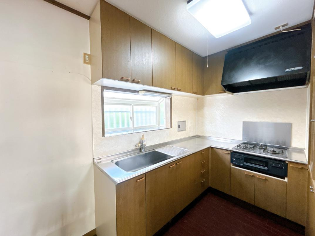 高萩市大字石滝　中古戸建のキッチン