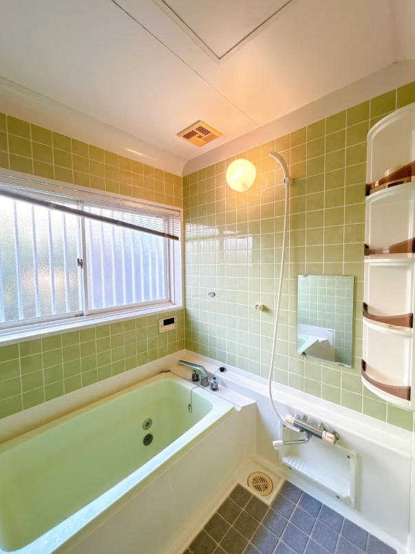 高萩市大字石滝　中古戸建の浴室