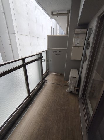 エスリード神戸三宮のバルコニー