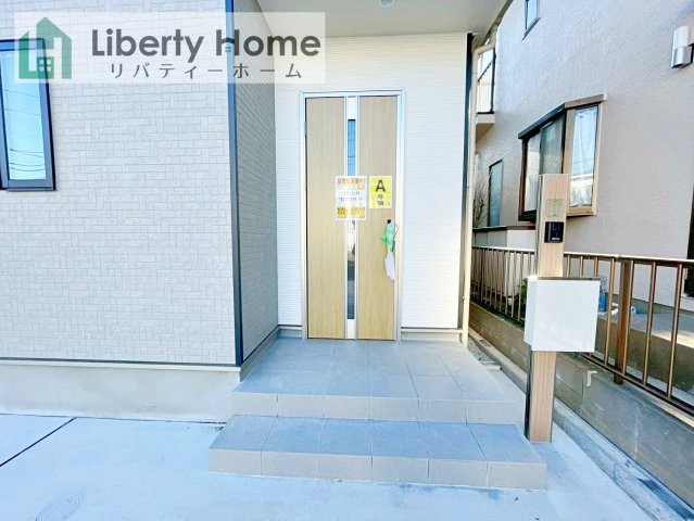 守谷市松前台6丁目　新築戸建　A号棟のエントランス